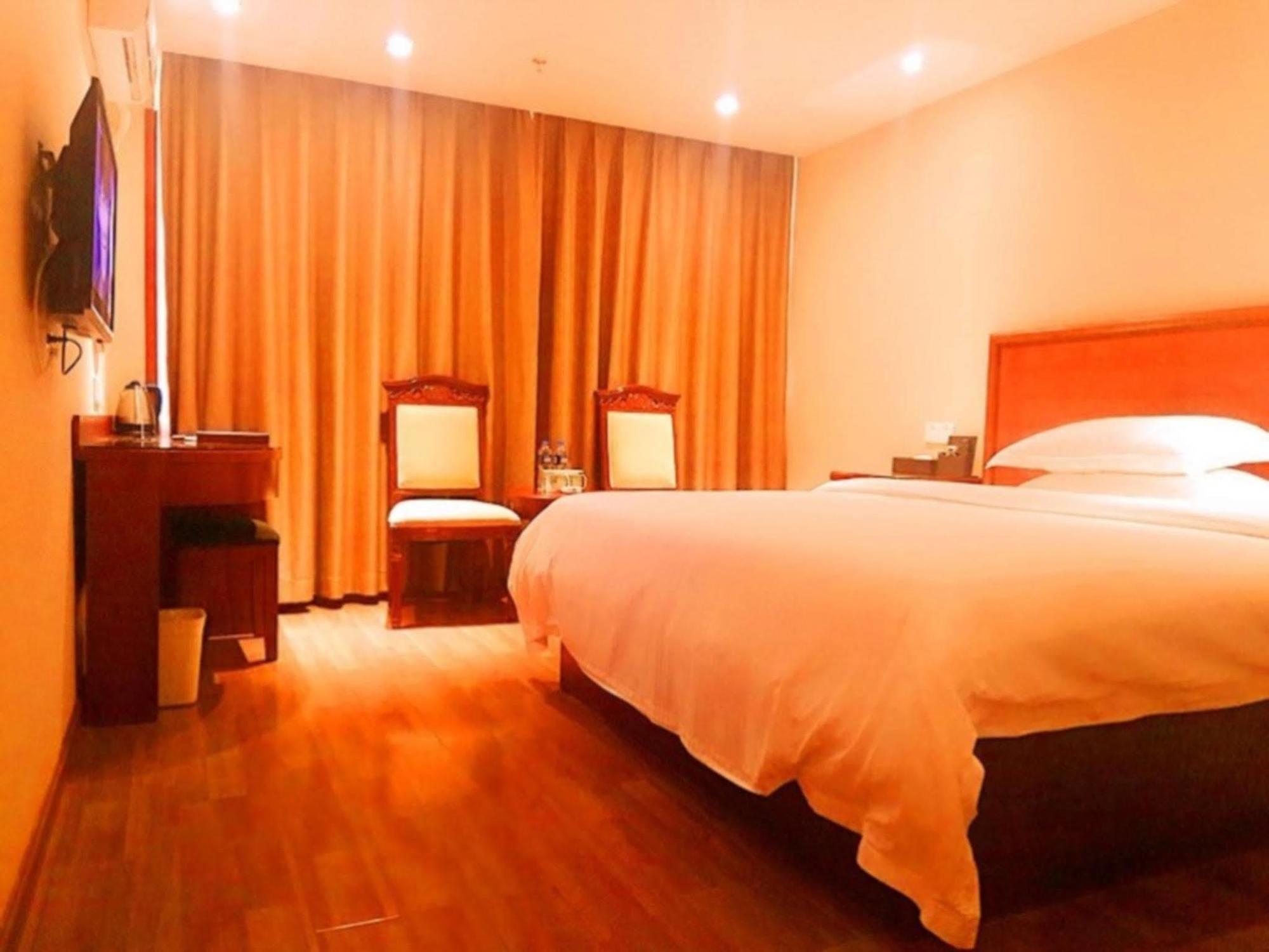 Greentree Inn Guangdong Shenzhen Henggang Wenti Square Xianle Road Shell Hotel Bagian luar foto